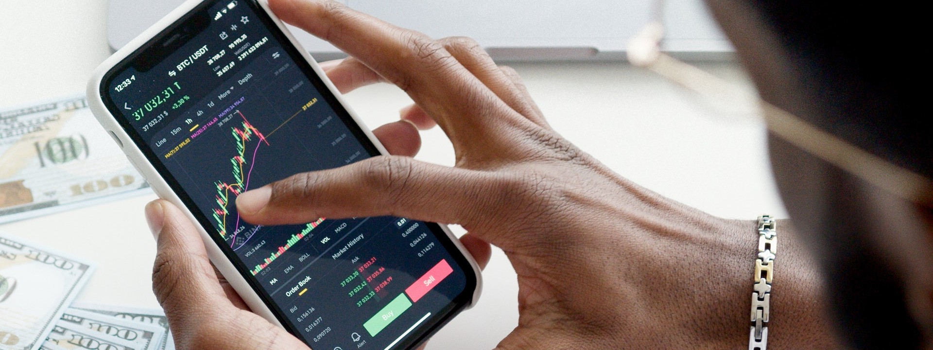 How Digital Platforms are helping Investors in Commodity Trading